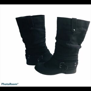 DE BLOSSOM, BLACK BOOTS, size 8 1/2